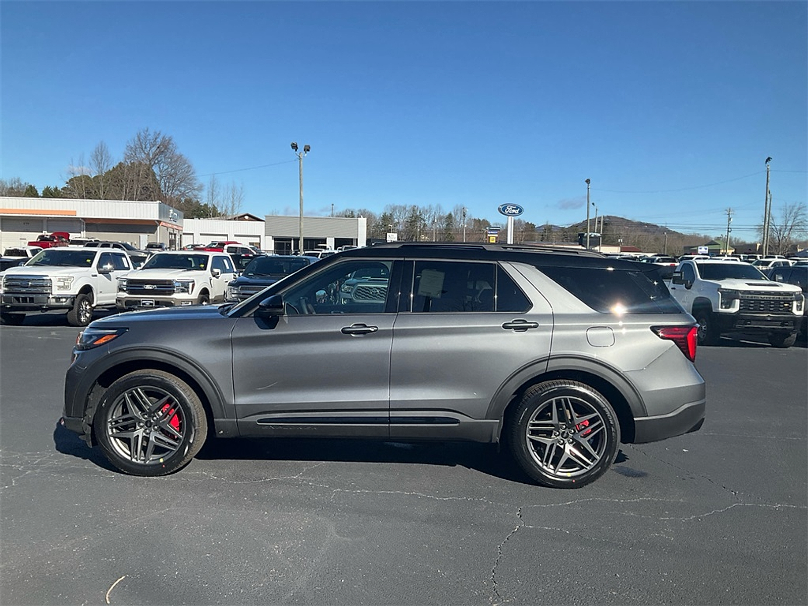 New 2026 Ford Explorer ST - photo 8