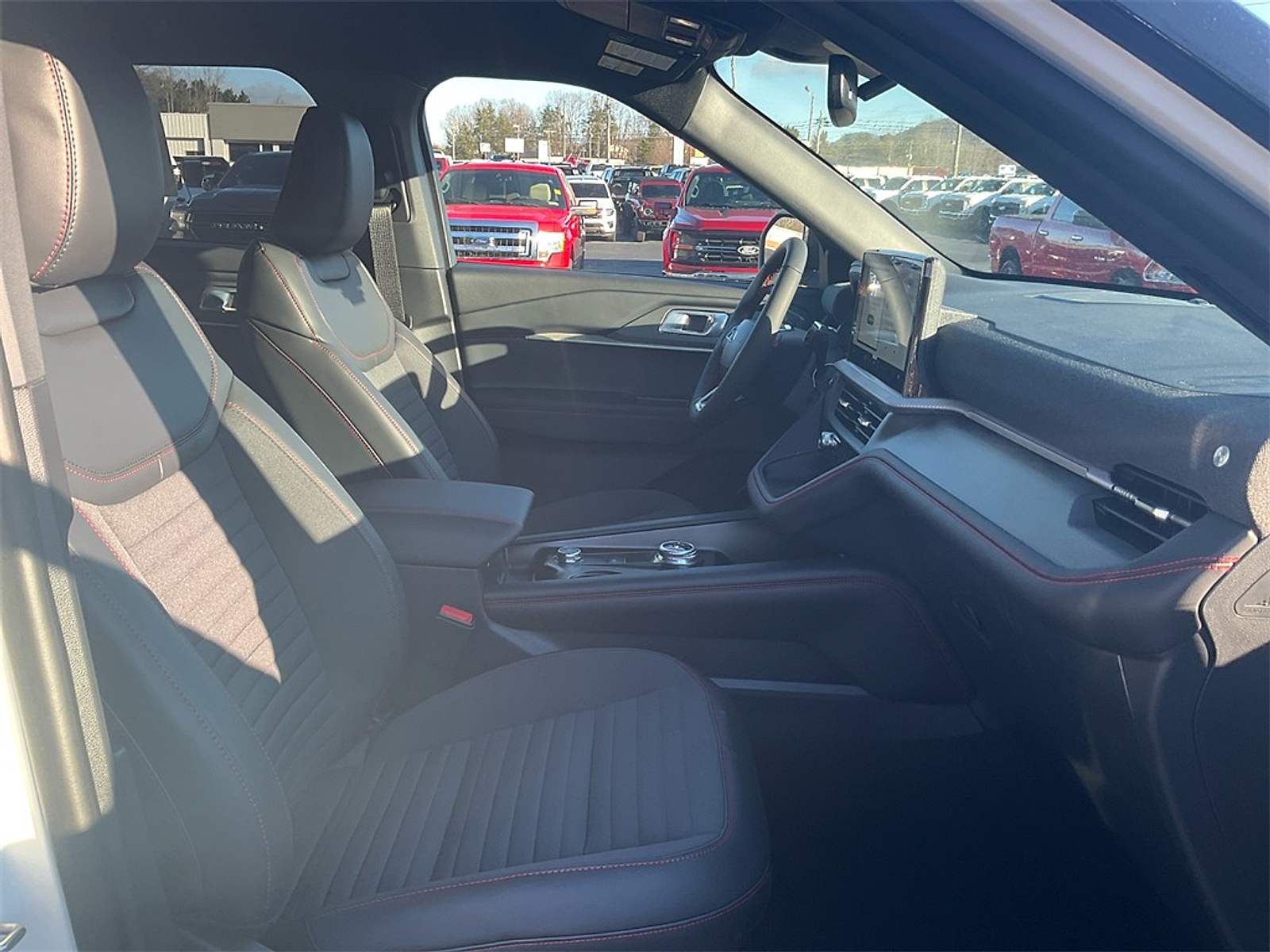 New 2026 Ford Explorer ST-Line - photo 12