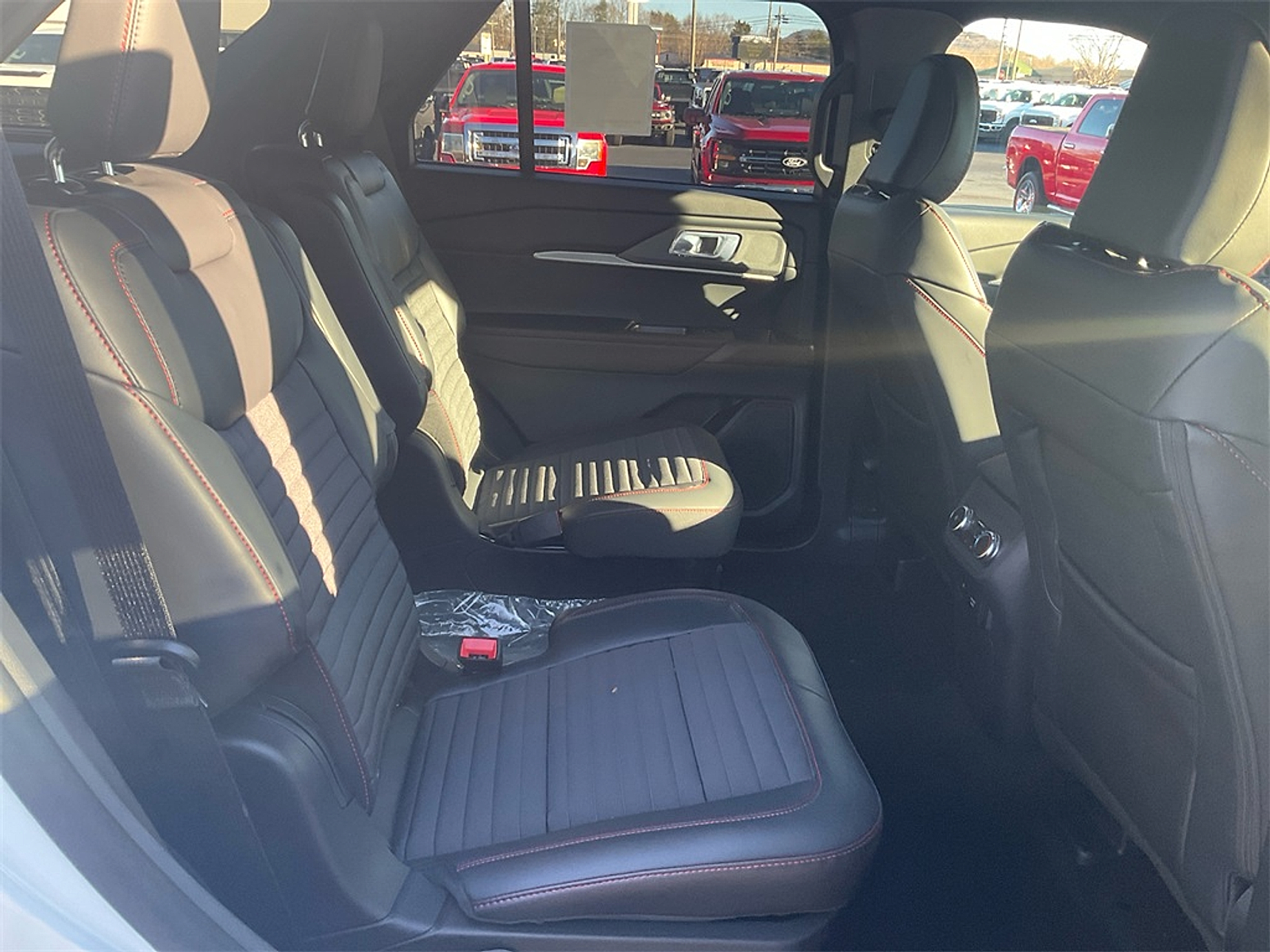New 2026 Ford Explorer ST-Line - photo 13