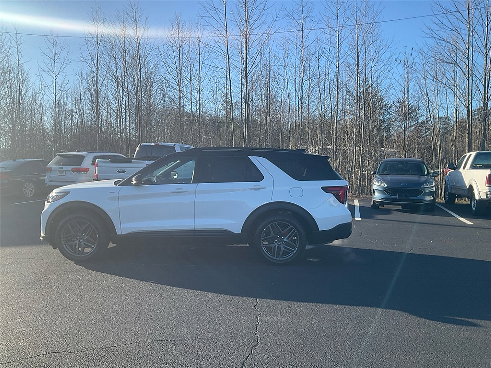 New 2026 Ford Explorer ST-Line - photo 8