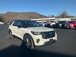 New 2026 Ford Explorer ST-Line thumbnail 3