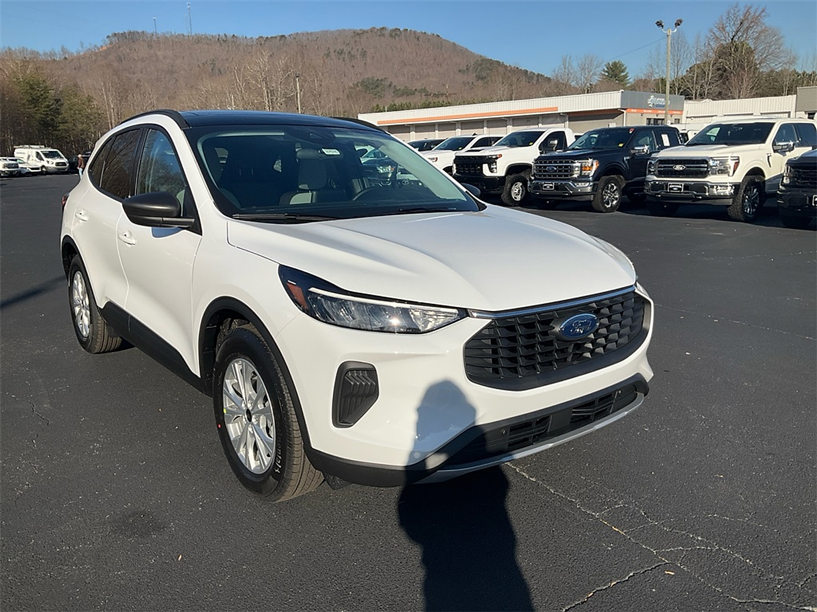 New 2026 Ford Escape ACTIV - photo 3