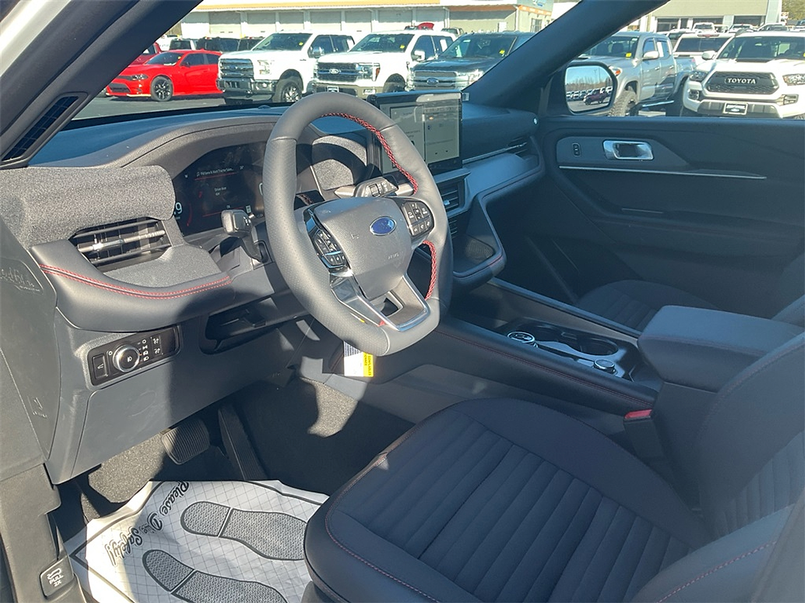 New 2026 Ford Explorer ST-Line - photo 15