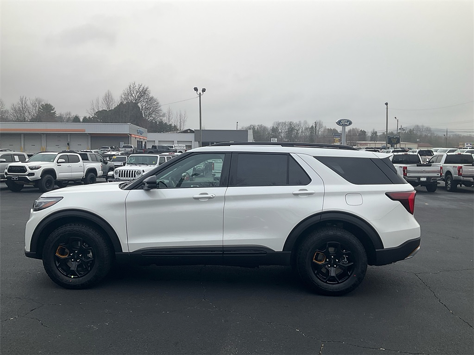 New 2026 Ford Explorer Tremor - photo 8