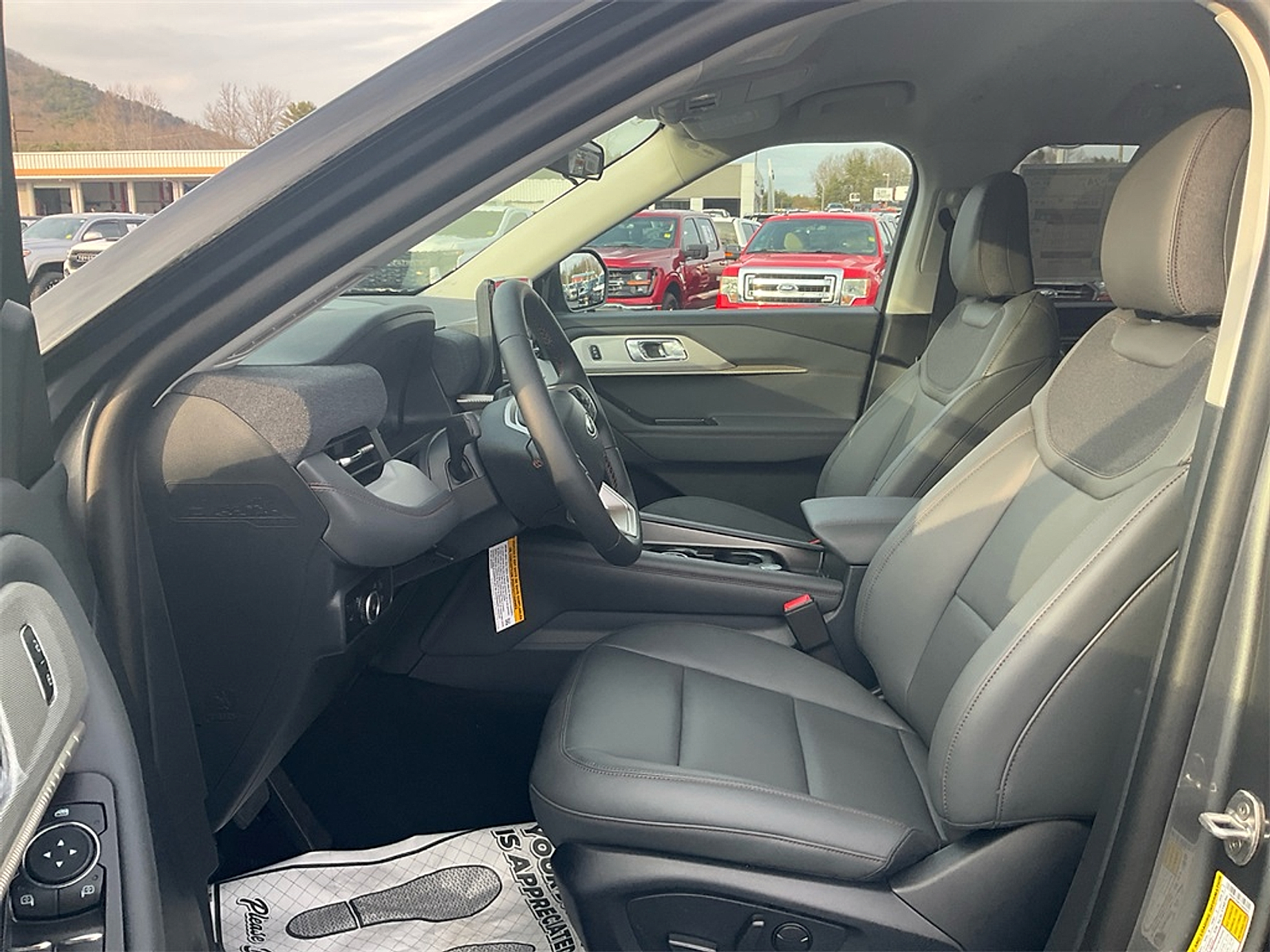New 2026 Ford Explorer ACTIV - photo 15