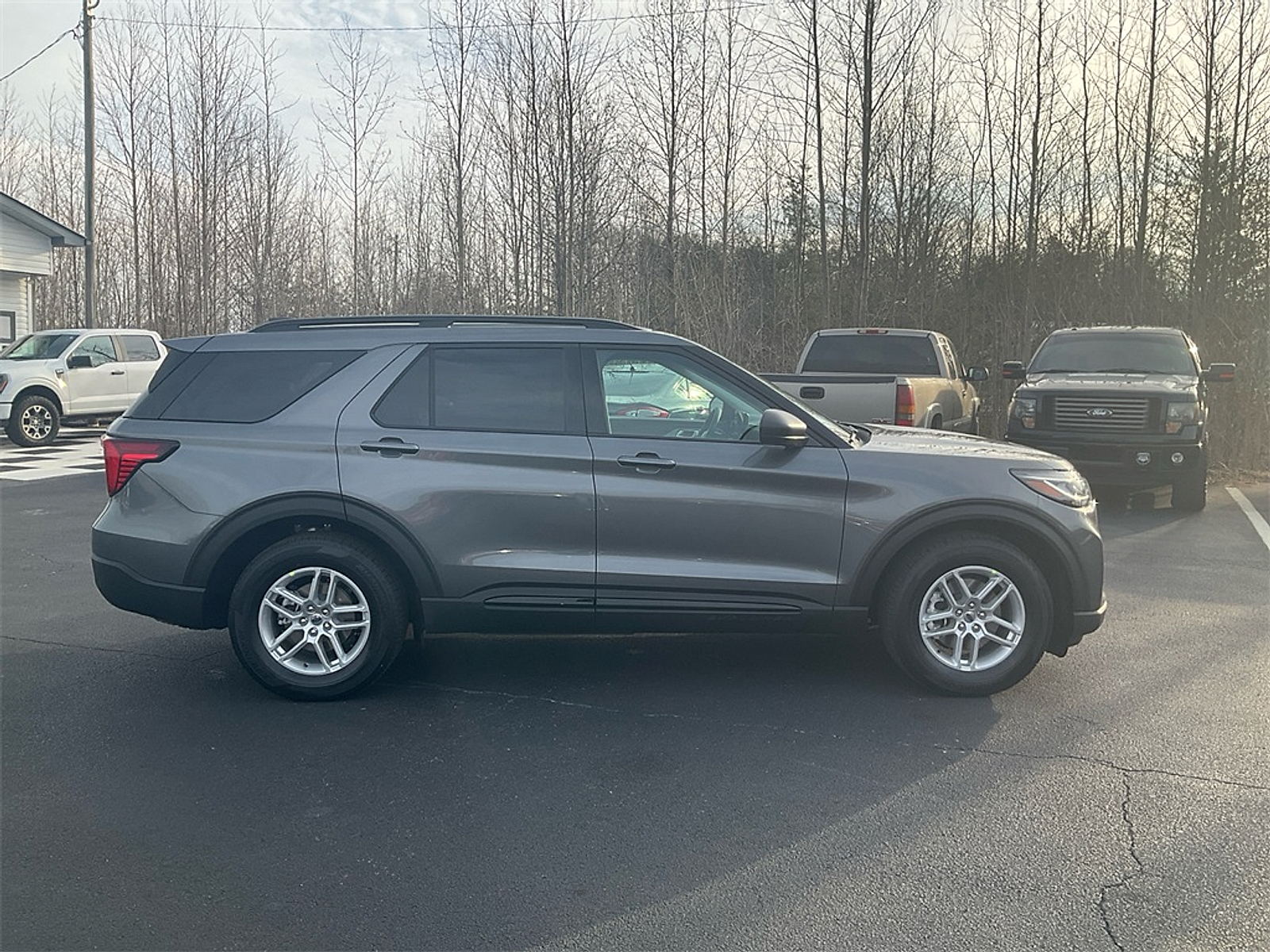 New 2026 Ford Explorer ACTIV - photo 4