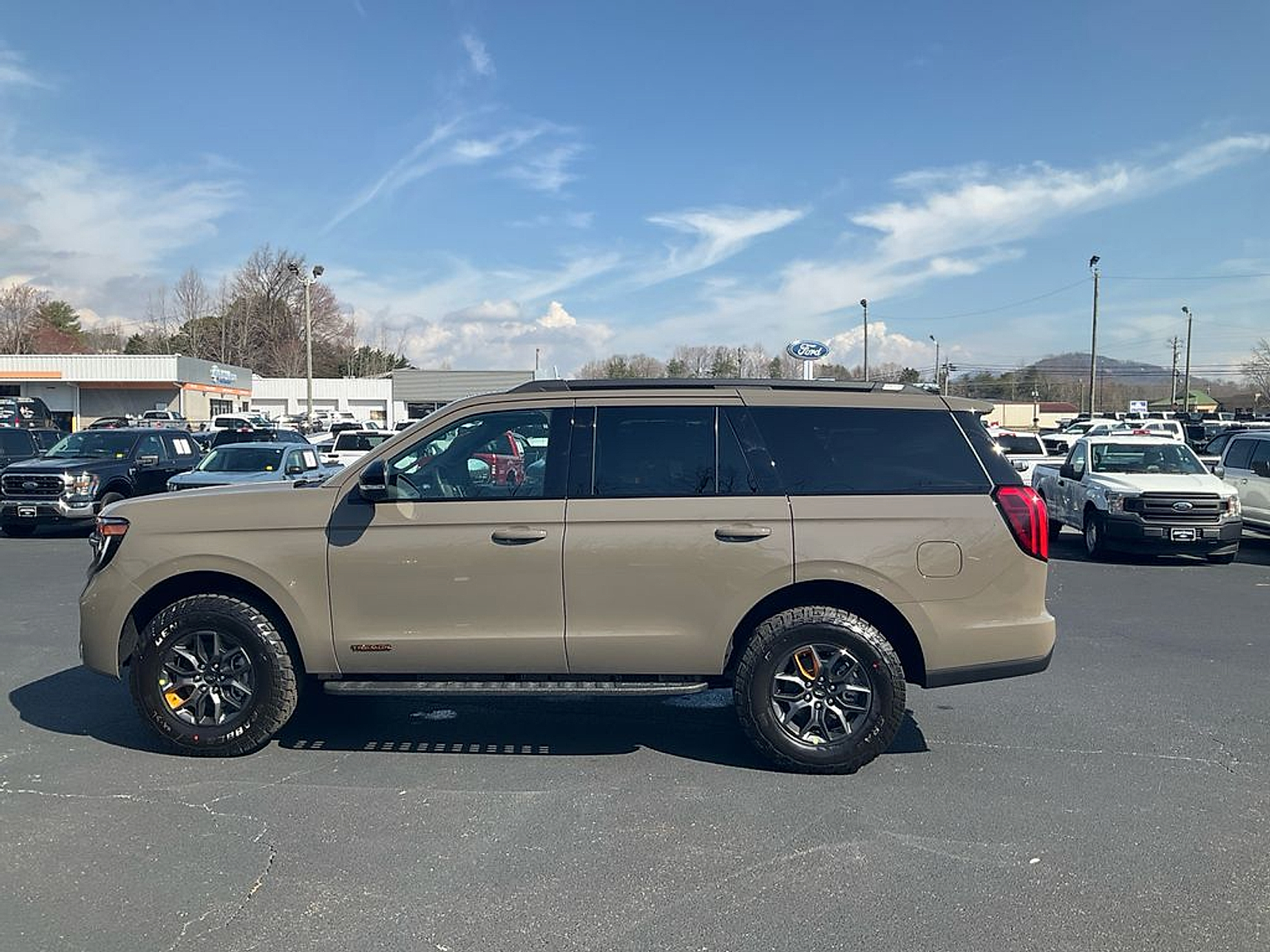 New 2026 Ford Expedition Tremor - photo 8