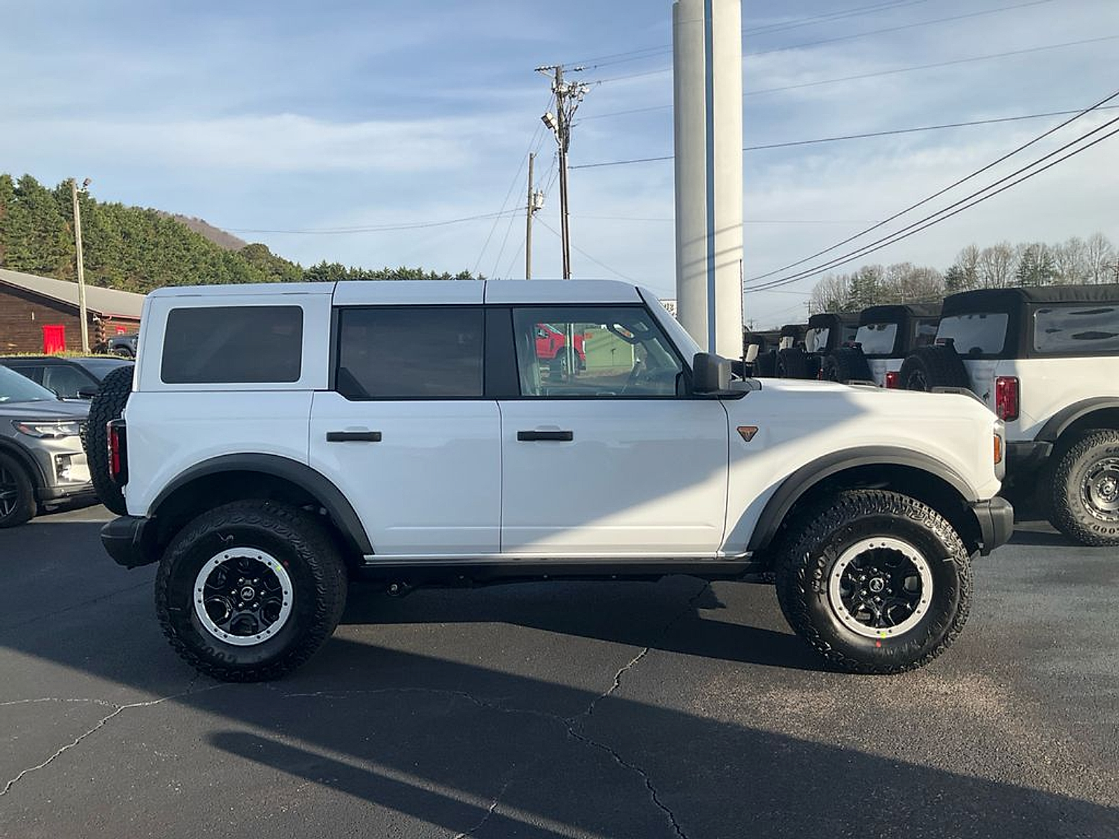 New 2026 Ford Bronco Badlands - photo 4