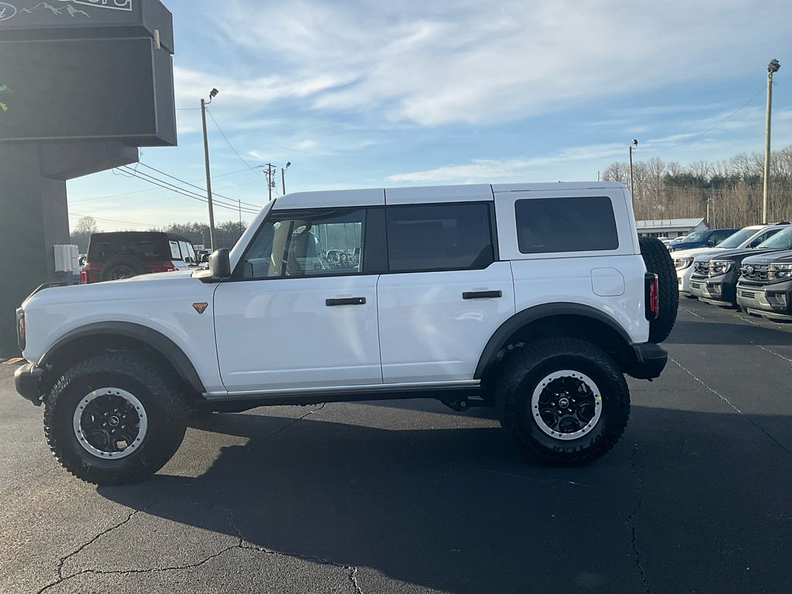 New 2026 Ford Bronco Badlands - photo 8