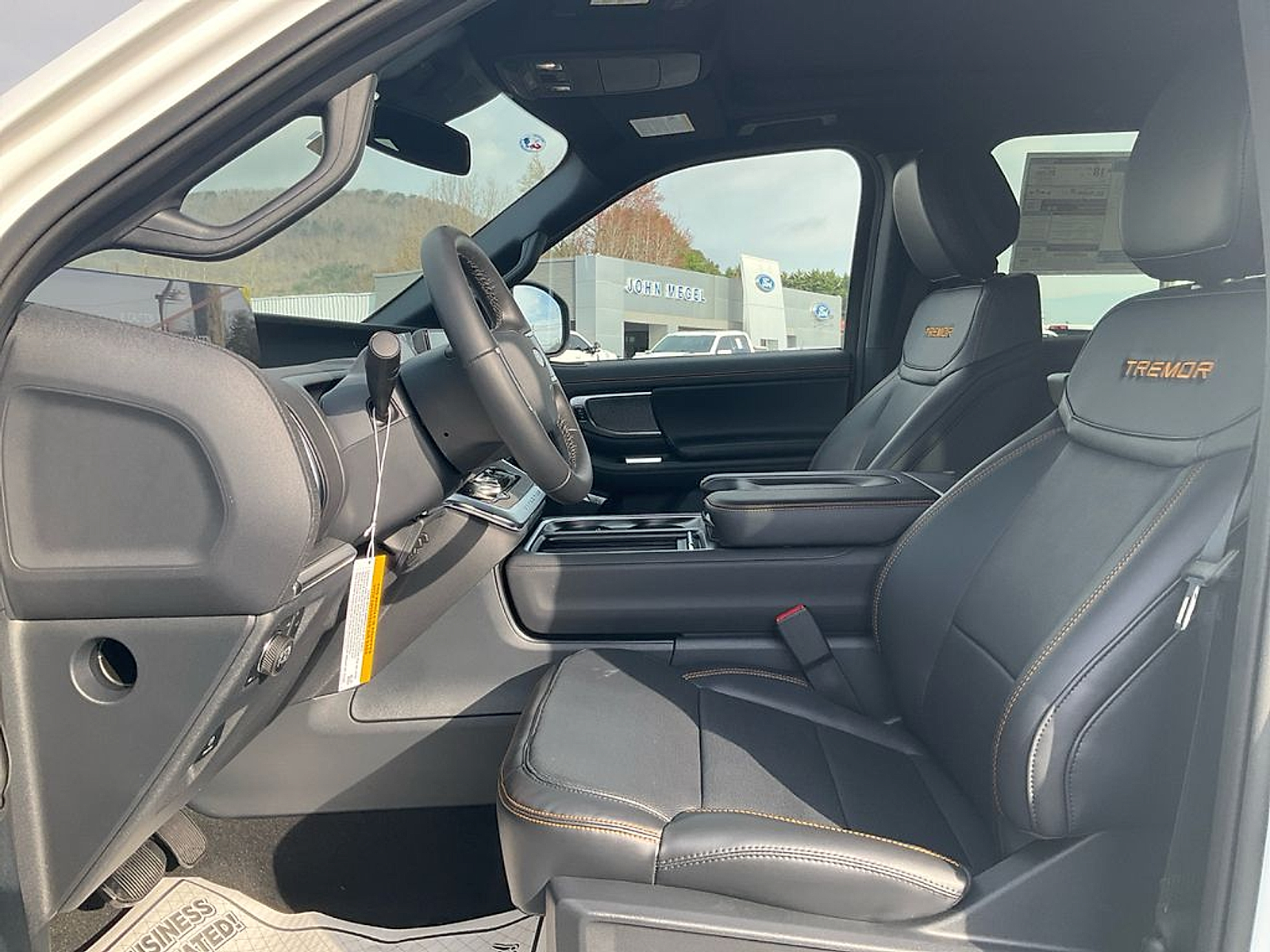 New 2026 Ford Expedition Tremor - photo 16