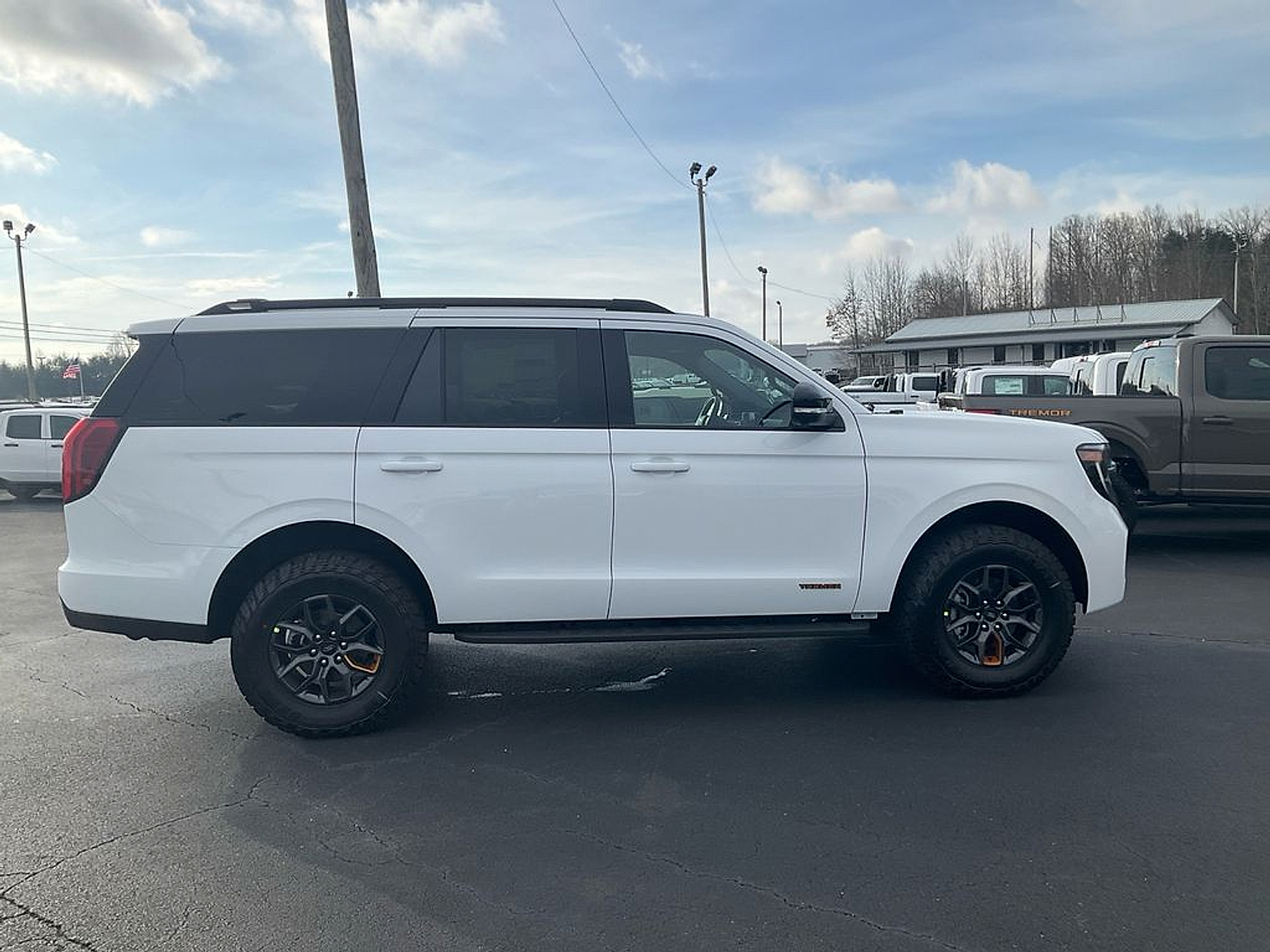 New 2026 Ford Expedition Tremor - photo 4