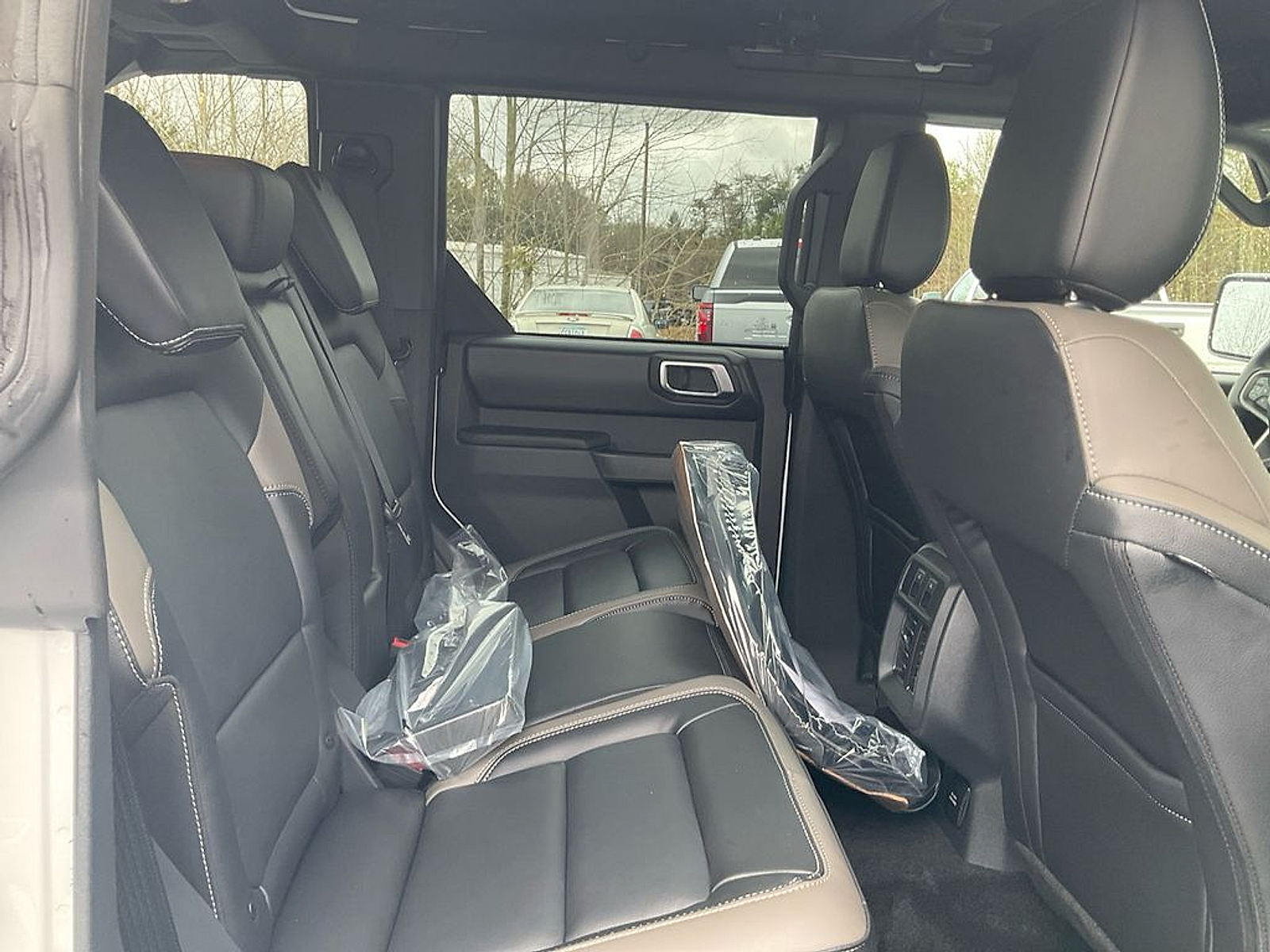 New 2026 Ford Bronco Outer Banks - photo 13