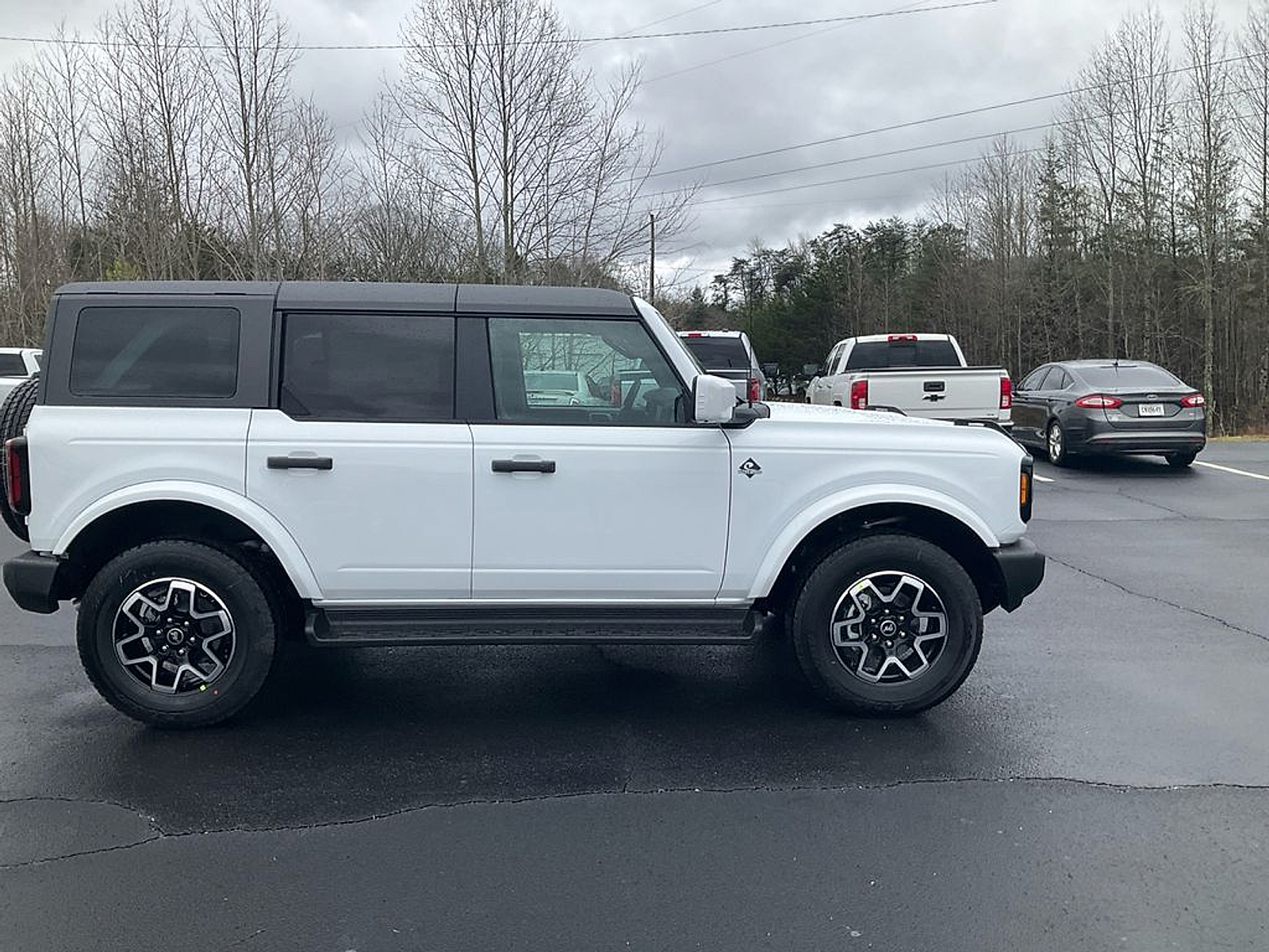 New 2026 Ford Bronco Outer Banks - photo 4