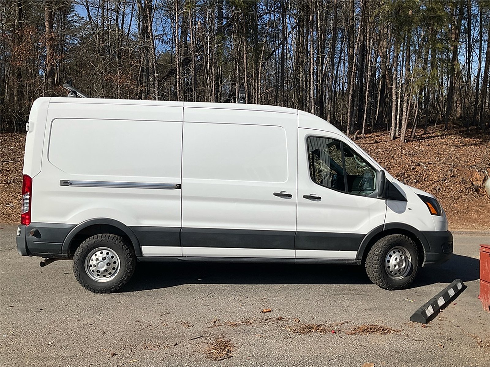 Used 2020 Ford Transit 250 Medium Roof Empty Cargo Van - photo 4