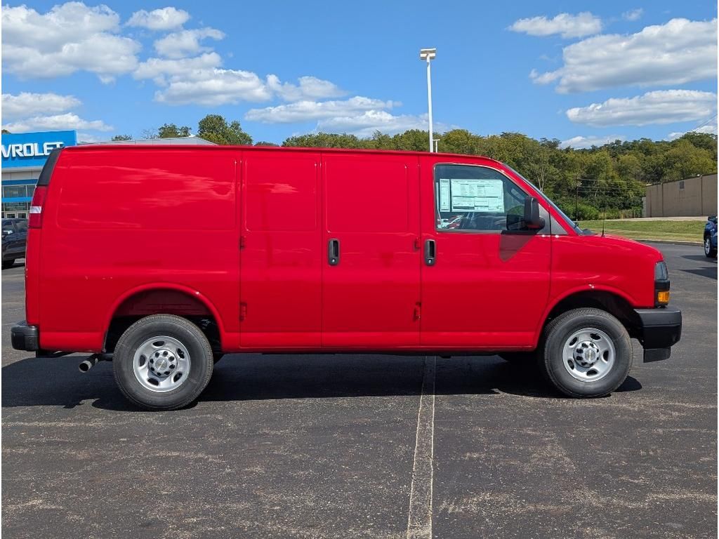 New 2025 Chevrolet Express 2500 Empty Cargo Van - photo 9