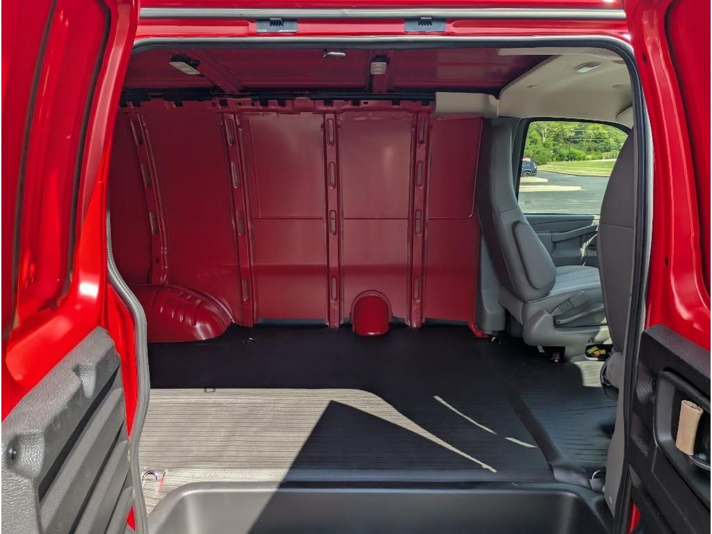 New 2025 Chevrolet Express 2500 Empty Cargo Van - photo 10