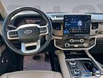 Used 2024 Ford Expedition Limited thumbnail 11