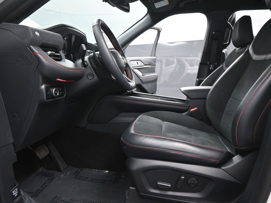 Used 2025 Ford Explorer ST SUV - photo 20
