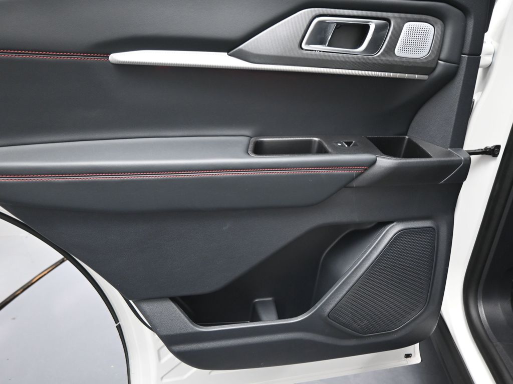 Used 2025 Ford Explorer ST SUV - photo 21