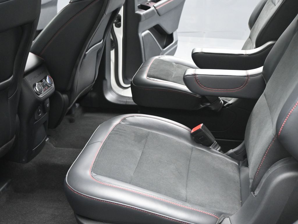 Used 2025 Ford Explorer ST SUV - photo 24