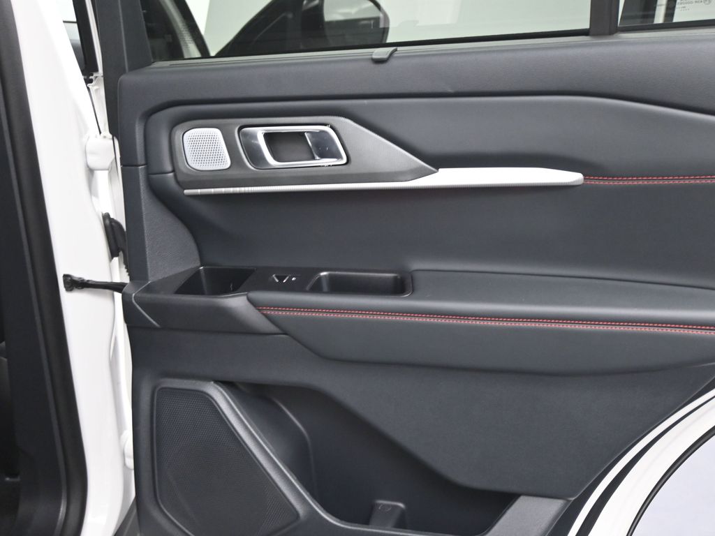 Used 2025 Ford Explorer ST SUV - photo 26