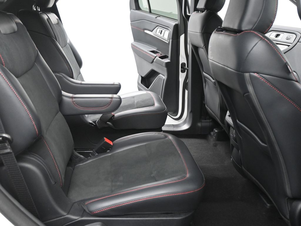 Used 2025 Ford Explorer ST SUV - photo 27