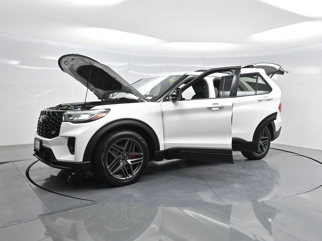 Used 2025 Ford Explorer ST SUV - photo 38