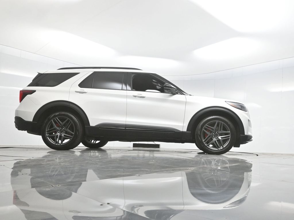 Used 2025 Ford Explorer ST SUV - photo 55