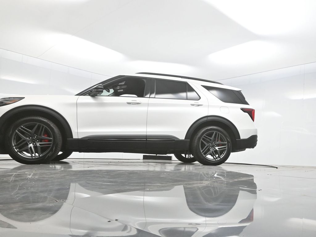 Used 2025 Ford Explorer ST SUV - photo 7