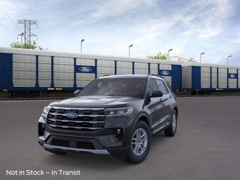 New 2025 Ford Explorer - photo 2
