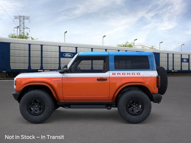 New 2025 Ford Bronco 4x4 SUV - photo 3
