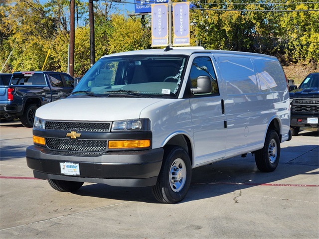 New 2024 Chevrolet Express 2500 - photo 2