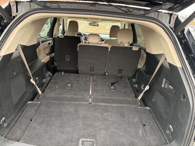 Used 2023 Ford Explorer Limited - photo 12