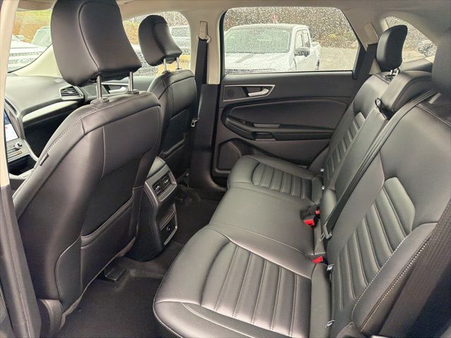 Used 2024 Ford Edge SEL - photo 13