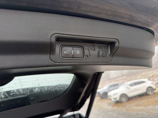 Used 2020 Ford Explorer ST - photo 13