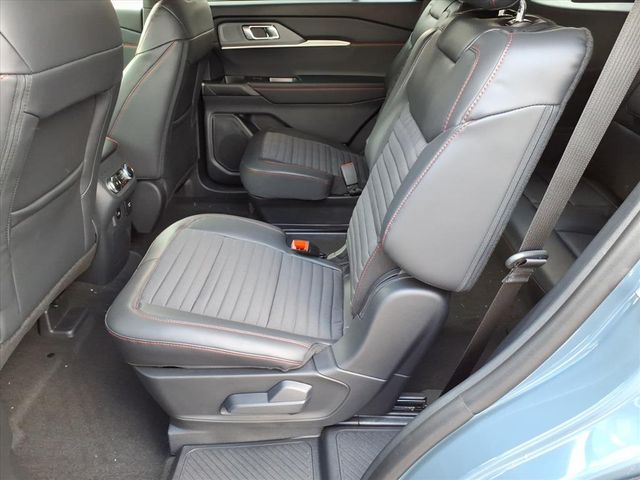 New 2026 Ford Explorer ST-Line - photo 17
