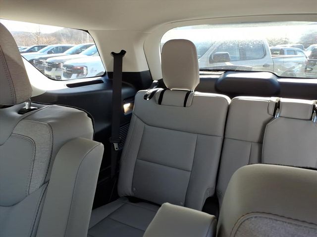 New 2026 Ford Explorer ACTIV - photo 18