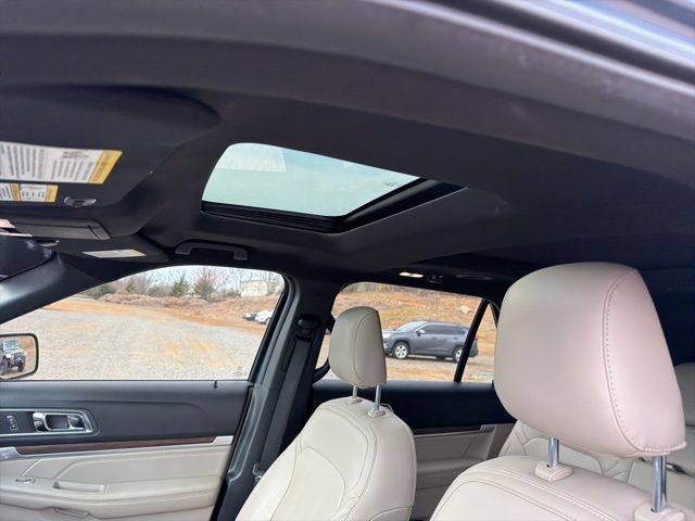 Used 2019 Ford Explorer Limited - photo 16