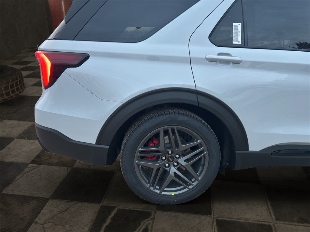 New 2026 Ford Explorer ST-Line - photo 8