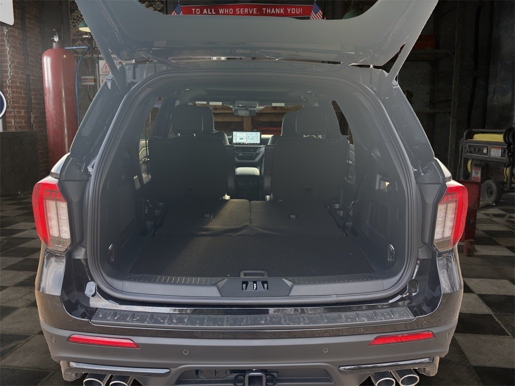 New 2026 Ford Explorer ST - photo 9