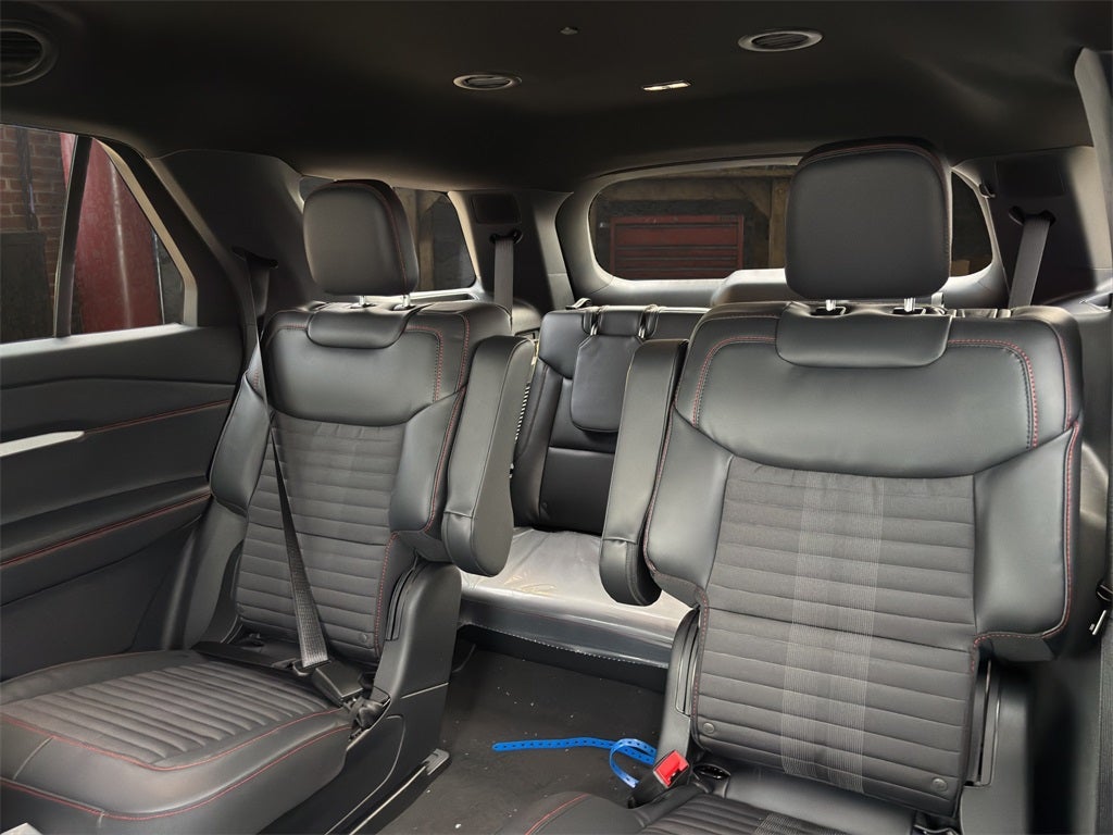 New 2026 Ford Explorer ST-Line - photo 11