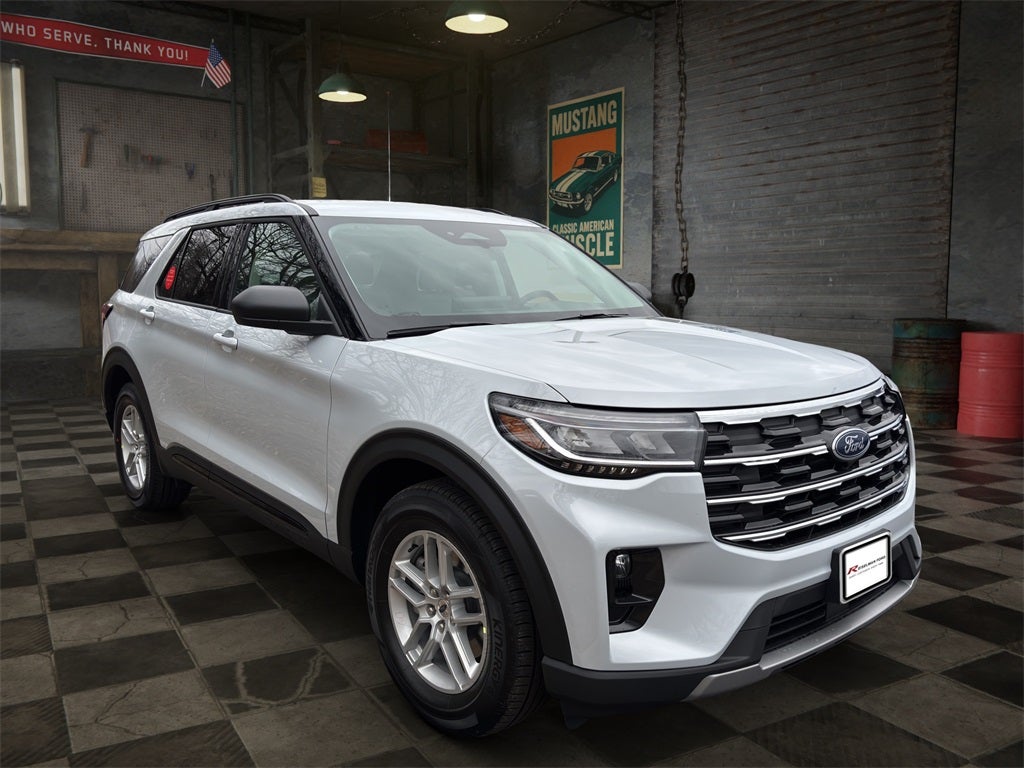 New 2026 Ford Explorer - photo 1