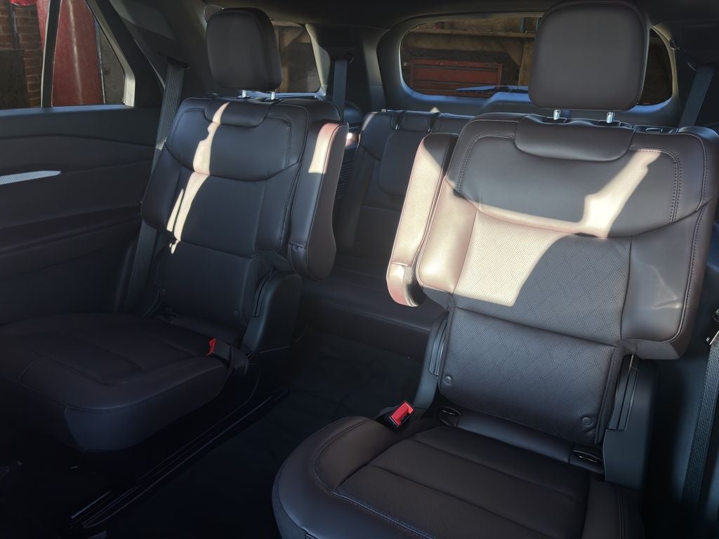 New 2026 Ford Explorer Platinum - photo 11