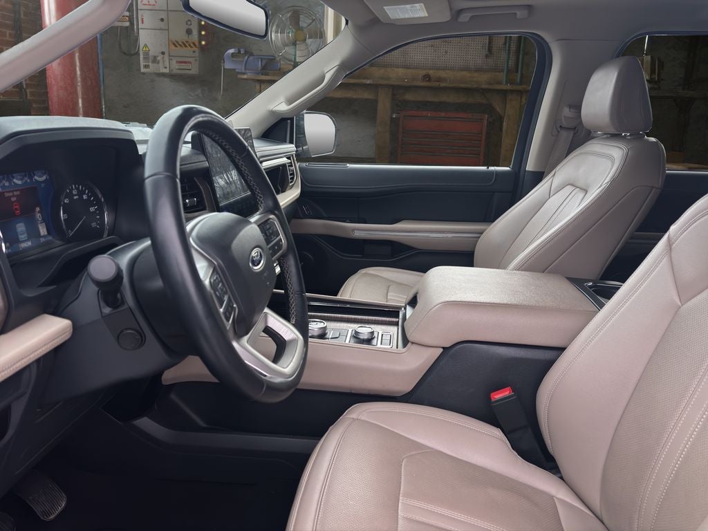 Used 2024 Ford Expedition Limited - photo 14
