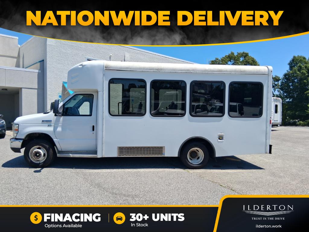 Used 2016 Ford E-350 - photo 1