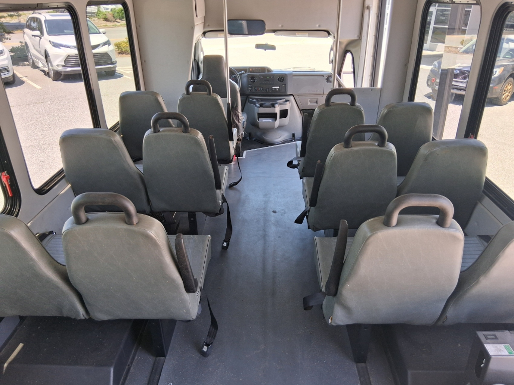 Used 2016 Ford E-350 Cutaway - photo 5