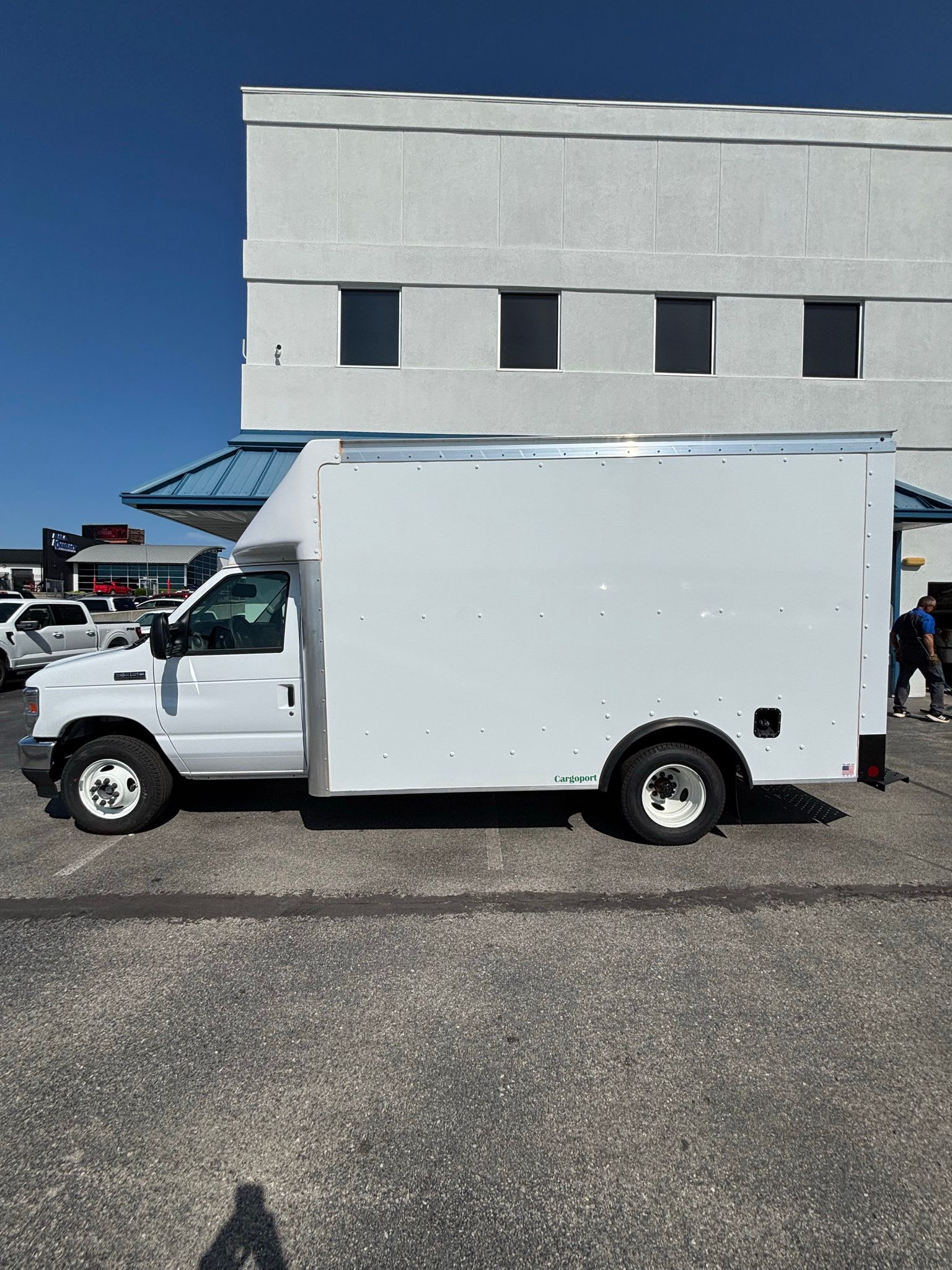 New 2025 Ford E-350 - photo 2