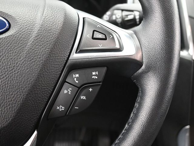 Used 2021 Ford Edge Titanium AWD SUV - photo 17