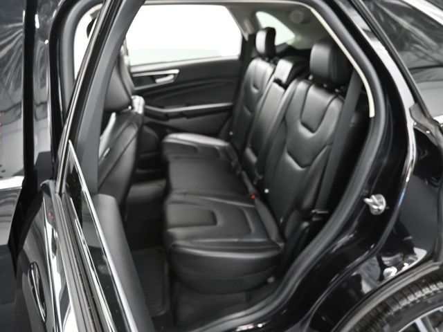 Used 2021 Ford Edge Titanium AWD SUV - photo 26
