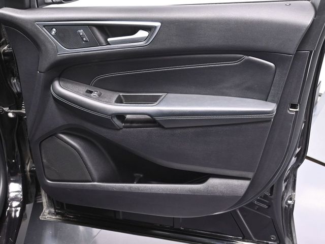 Used 2021 Ford Edge Titanium AWD SUV - photo 30
